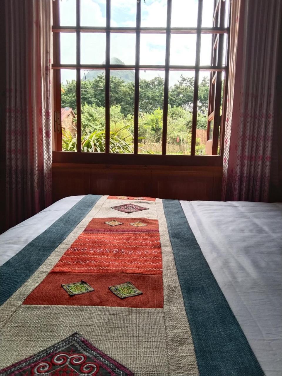 A Lin Homestay Bac Ha Buitenkant foto