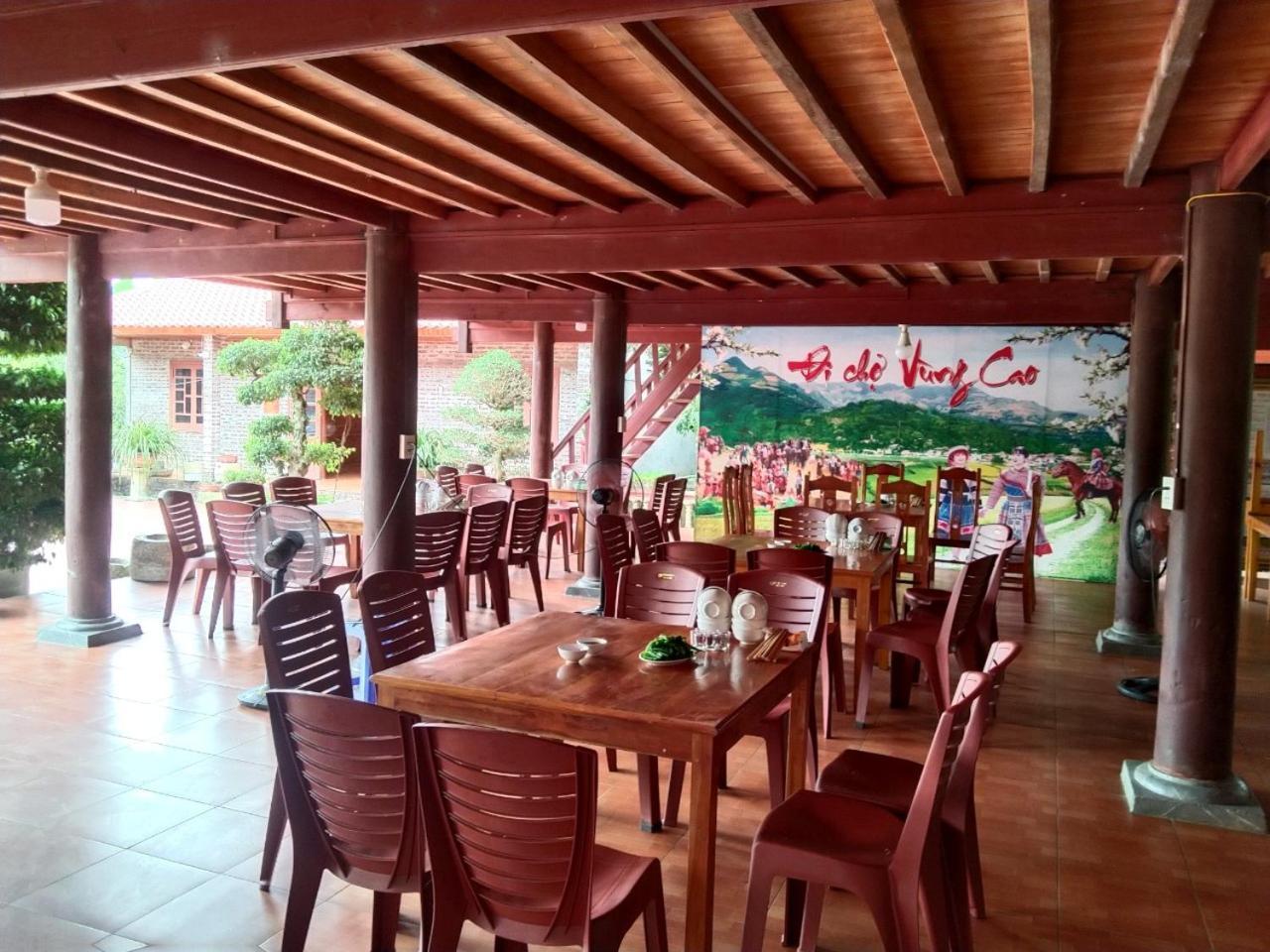 A Lin Homestay Bac Ha Buitenkant foto